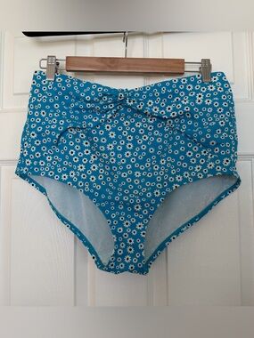 Torrid High-Waist Floral Swim Shorts in Teal Blue